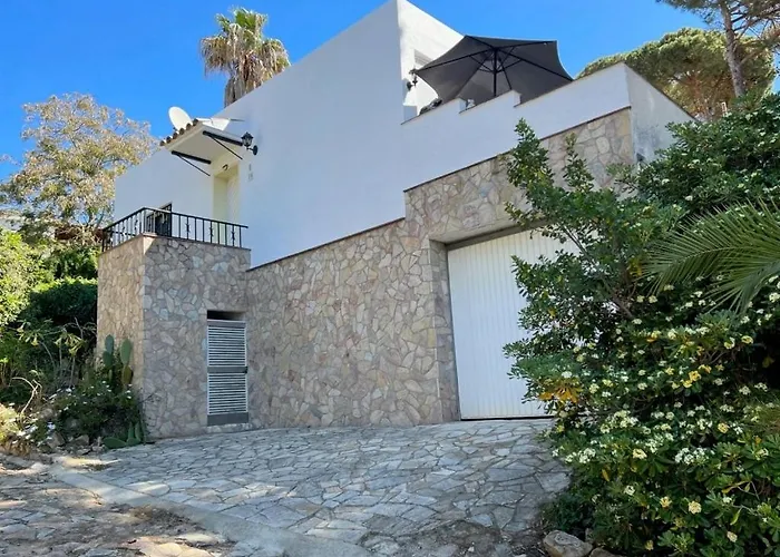 Kerstin Bruns-casa Elia Tossa de Mar