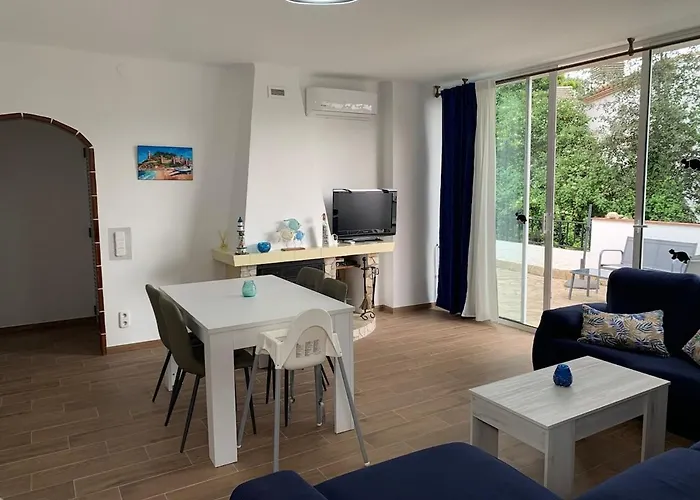 Kerstin Bruns-casa Elia * Tossa de Mar